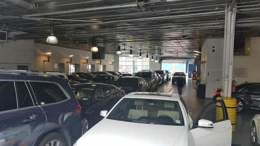 Mercedes Benz Dealer «Silver Star Motors», reviews and photos, 36-11 Northern Blvd, Long Island City, NY 11101, USA