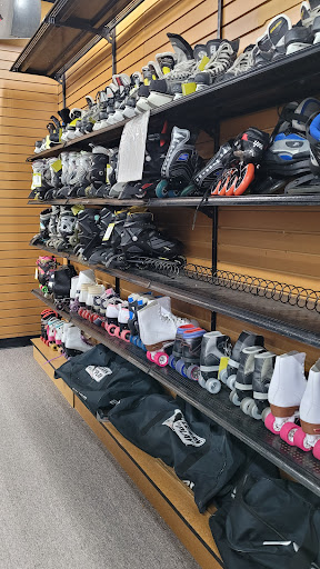 Sporting Goods Store «Play It Again Sports», reviews and photos, 3302 Yorba Linda Blvd, Fullerton, CA 92831, USA