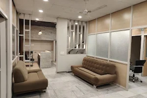 मनS Mind And Skin Clinic image