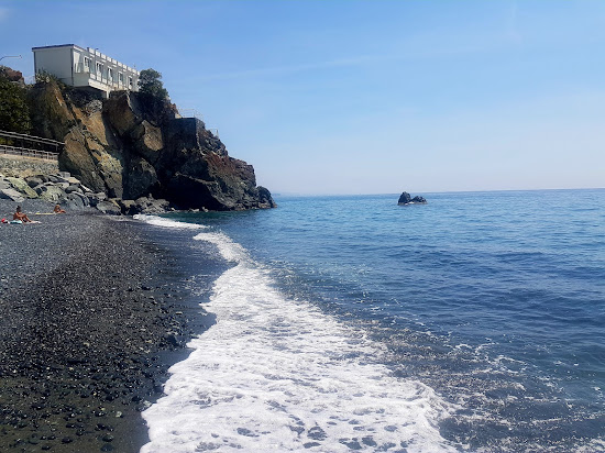 Azzurrodue Beach