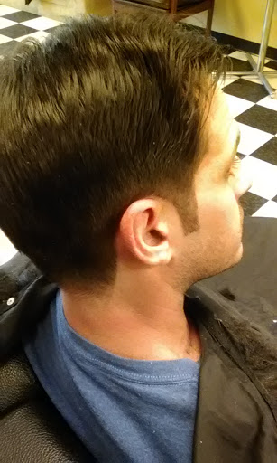 Barber Shop «Grace Barber Shop», reviews and photos, 2680 Trenton Rd, Clarksville, TN 37040, USA