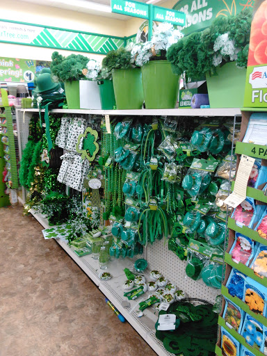 Dollar Store «Dollar Tree», reviews and photos, 1840 Long Beach Blvd, Long Beach, CA 90806, USA