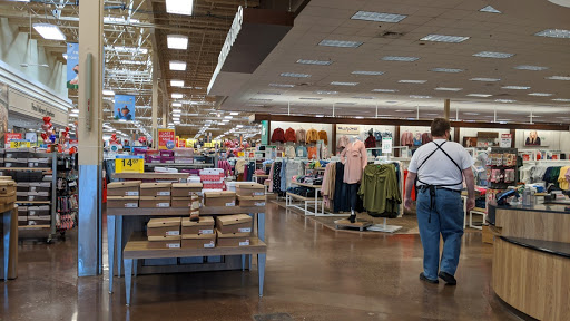 Grocery Store «Fred Meyer», reviews and photos, 3300 Portland Rd, Newberg, OR 97132, USA