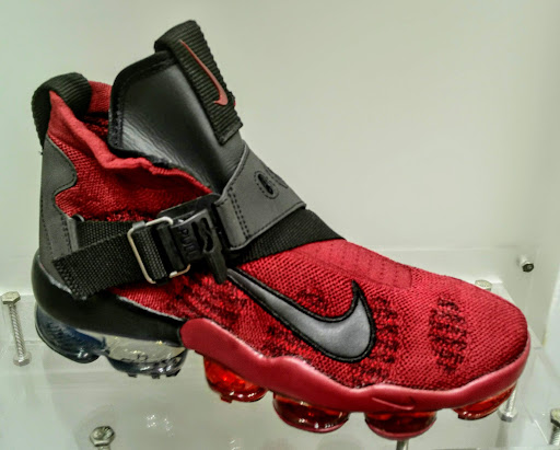 Sportswear Store «Shoe Gallery», reviews and photos, 244 NE 1st Ave, Miami, FL 33132, USA