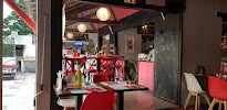 Atmosphère du Restaurant Quai 18 à Saint-Hilaire-de-Riez - n°5