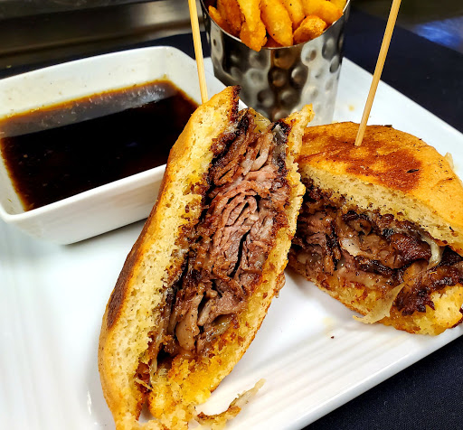 Golf Course «The Clubs of Kingwood - Deerwood Clubhouse», reviews and photos, 1717 Forest Garden Dr, Kingwood, TX 77345, USA