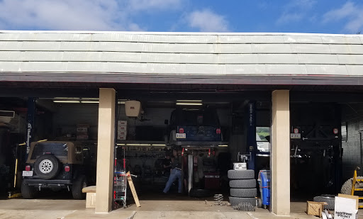 Auto Repair Shop «Jeffersonville Auto Repair», reviews and photos, 1401 E 8th St, Jeffersonville, IN 47130, USA