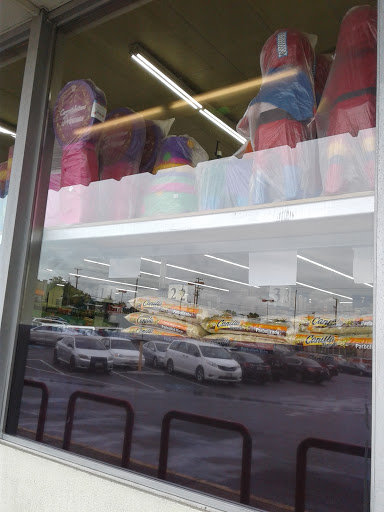 Shopping Mall «Carrollton Shopping Center», reviews and photos, 8474 Annapolis Rd, New Carrollton, MD 20784, USA