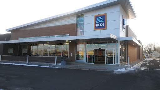 Supermarket «ALDI», reviews and photos, 1700 E Sycamore St, Kokomo, IN 46901, USA