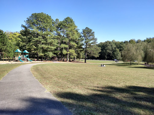 Three Lakes Park & Nature Center