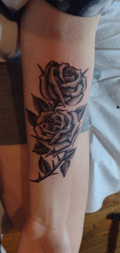 Tattoo Shop «Hopeless Ink Tattoo & Piercing», reviews and photos, 2308 Main St, Vancouver, WA 98660, USA