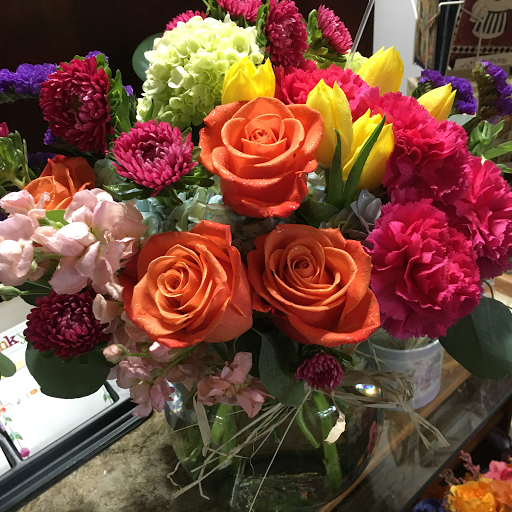 Florist «Old Town Flowers and Gifts», reviews and photos, 79 Main St NW b, Lilburn, GA 30047, USA