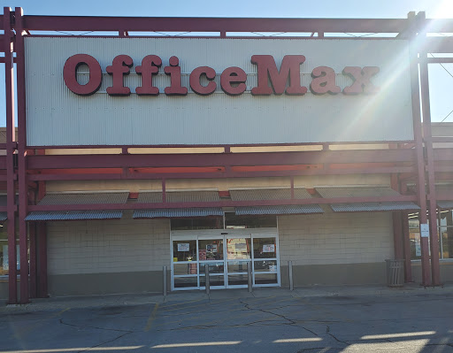 Office Supply Store «OfficeMax», reviews and photos, 1829 W Fullerton Ave, Chicago, IL 60614, USA