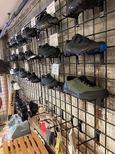 Outdoor Sports Store «Cumberland Transit», reviews and photos, 2807 West End Ave, Nashville, TN 37203, USA