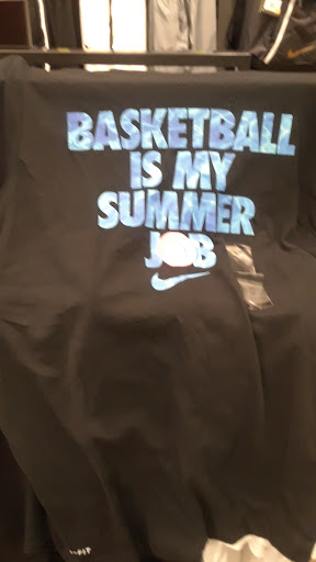 Clothing Store «Nike Factory Store», reviews and photos, 2950 I-20 Frontage Rd #755, Grand Prairie, TX 75052, USA