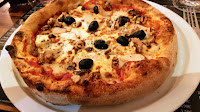 Plats et boissons du Pizzeria Pizza Di Roma à Viviers-du-Lac - n°1