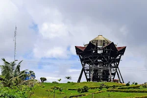 Mirador Colina Iluminada image