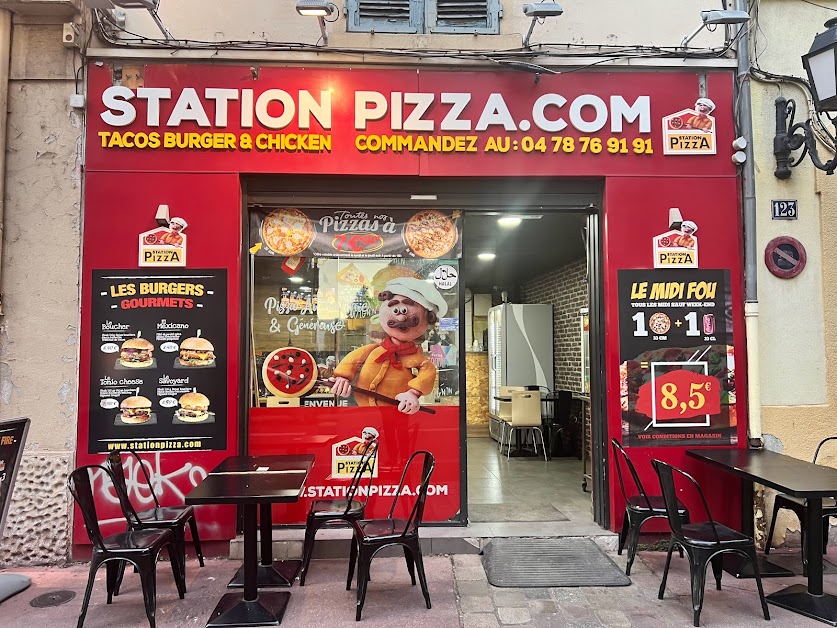 Station Pizza Monplaisir Lumière à Lyon