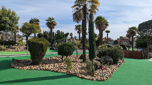 Miniature Golf Course «Golfland», reviews and photos