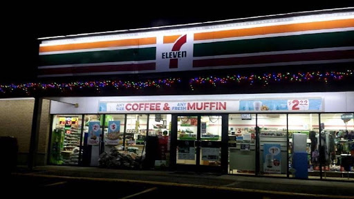 7-Eleven, 60 Edward St, Iselin, NJ 08830, USA, 