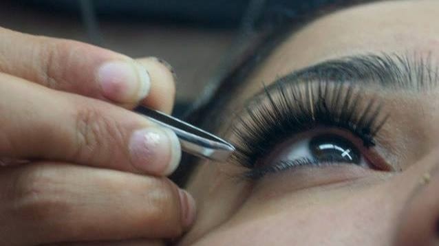 Brows threading Salon & eyelash extensions