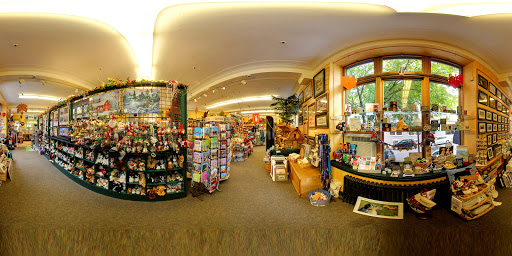 Gift Shop «Impressions of Saratoga», reviews and photos, 368 Broadway, Saratoga Springs, NY 12866, USA