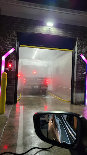 Blue Roo Express Car Wash en Alexandria