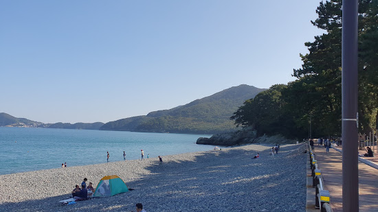 Yeocha Beach