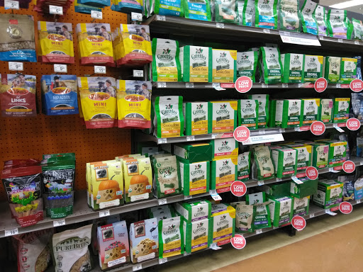 Pet Supply Store «Petco Animal Supplies», reviews and photos, 15660 SW Pacific Hwy, Tigard, OR 97224, USA