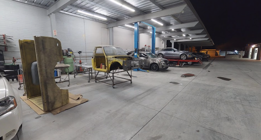 Auto Body Shop «Orlando Auto Body», reviews and photos, 1007 S Center St, Mesa, AZ 85210, USA