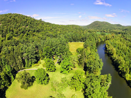 Real Estate Agency «Elyse Harney Real Estate - Salisbury», reviews and photos, 11 E Main St, Salisbury, CT 06068, USA