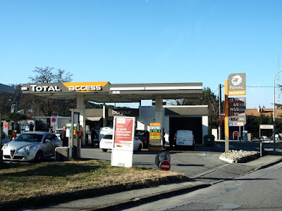 Access - TotalEnergies à Les Pennes-Mirabeau