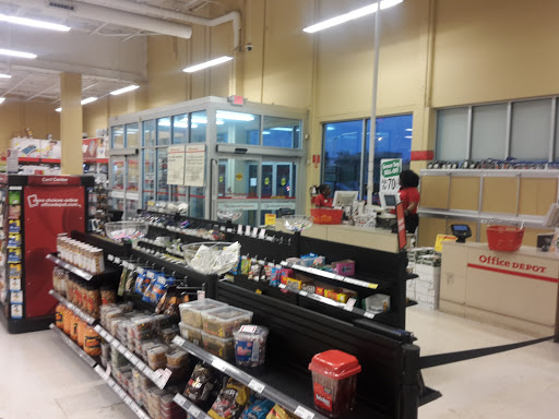 Shopping Mall «Lakes Mall», reviews and photos, W Oakland Park Blvd, Fort Lauderdale, FL 33319, USA