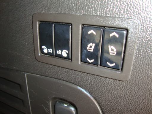 Used Car Dealer «Arleta Auto Center», reviews and photos, 14001 Van Nuys Blvd, Arleta, CA 91331, USA