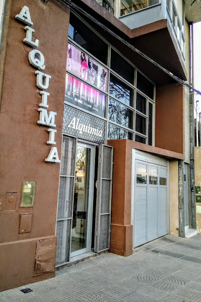 Alquimia - Ropa Urbana