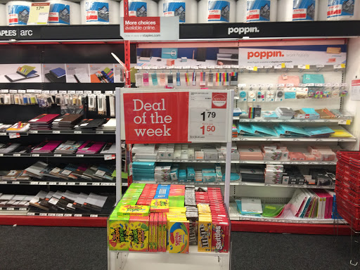 Office Supply Store «Staples», reviews and photos, 2444 Boston Post Rd, Larchmont, NY 10538, USA