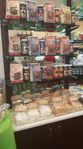 Chocolate Shop «Kilwins Little Rock», reviews and photos, 415 President Clinton Ave, Little Rock, AR 72201, USA