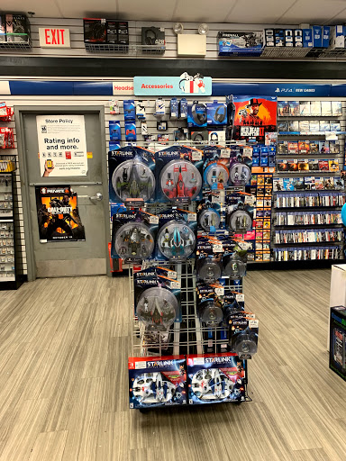 Video Game Store «GameStop», reviews and photos, 650 W Lancaster Ave, Wayne, PA 19087, USA