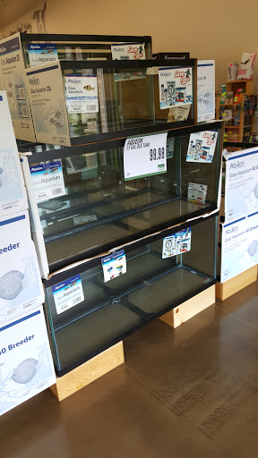 Pet Supply Store «Pet Supplies Plus», reviews and photos, 9500 Dorchester Rd #350, Summerville, SC 29485, USA