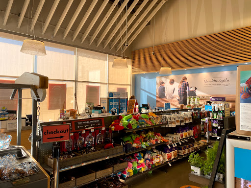 Pet Supply Store «Petco Animal Supplies», reviews and photos, 1255 Raritan Rd #140, Clark, NJ 07066, USA
