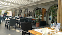 Atmosphère du Restaurant français Restaurant Le Cannier à La Seyne-sur-Mer - n°5