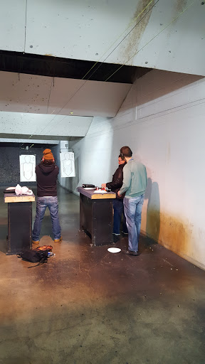 Gun Shop «Stonewall Limited Gun Shop», reviews and photos, 100 Ken Mar Industrial Pkwy, Broadview Heights, OH 44147, USA