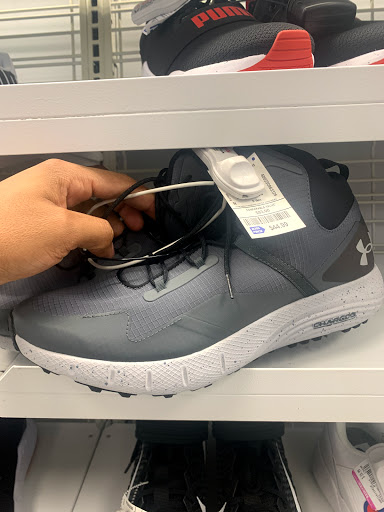 Clothing Store «Ross Dress for Less», reviews and photos, 13855 Outlet Dr, Silver Spring, MD 20904, USA