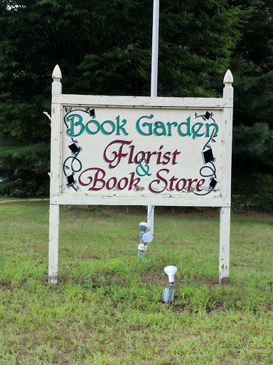 Used Book Store «The Book Garden», reviews and photos, 868 Monmouth Rd, Cream Ridge, NJ 08514, USA