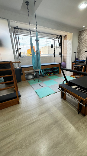 Logo da empresa - Studio de Pilates e OsteopatiaThatiany Aguiar