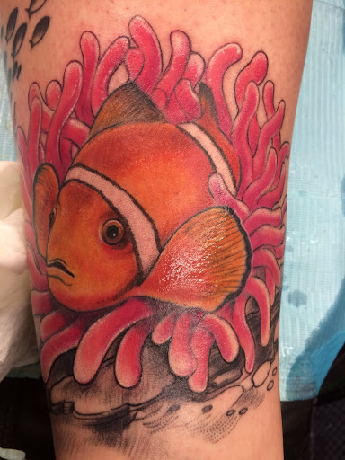 Tattoo Shop «Revolution Studios Tattoo Shop», reviews and photos, 4601 S 50th St #308, Omaha, NE 68117, USA