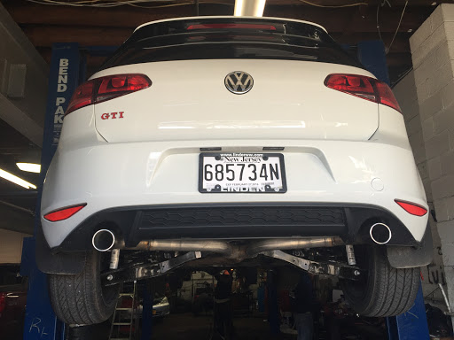 Auto Repair Shop «Luis Auto Repair & Body Shop», reviews and photos, 113 W Suffolk Ave, Central Islip, NY 11722, USA