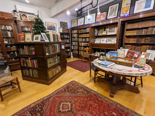 Used Book Store «Loganberry Books», reviews and photos, 13015 Larchmere Blvd, Cleveland, OH 44120, USA