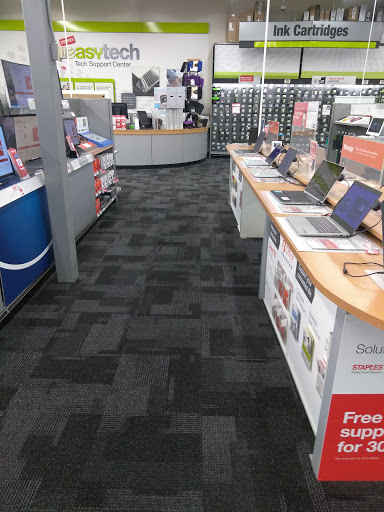 Office Supply Store «Staples», reviews and photos, 2330 Foothill Blvd, La Verne, CA 91750, USA