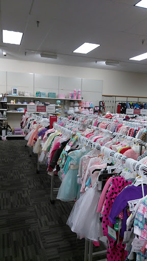 Clothing Store «Burlington Coat Factory», reviews and photos, 4701 N Harlem Ave, Harwood Heights, IL 60706, USA
